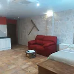 Apartamentos Calanda Apartment
